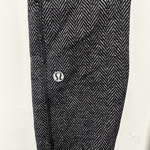 Lululemon Gray Women's Leggings‎ Size 4 - Picture 7 of 9